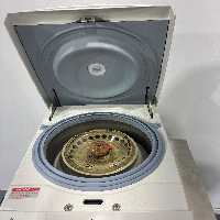 Fisher Scientific accuSpin Micro 17R centrifuge image 3